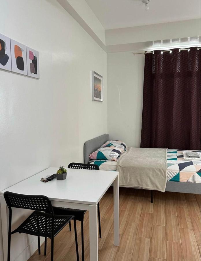 אפרטהוטל Binan Neat Unit In Holland Park Southwoods מראה חיצוני תמונה